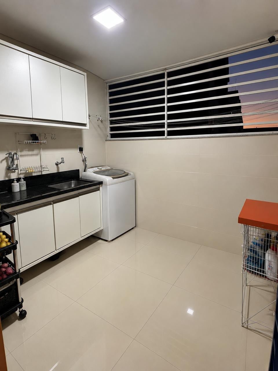 Casa com 3/4 na Maria Preta